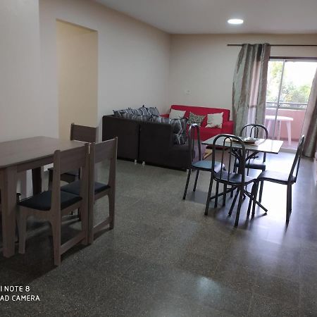 Amplio Y Comodo Apartamento Con Bella Vista En Pleno Centro Ciudad del Este Buitenkant foto